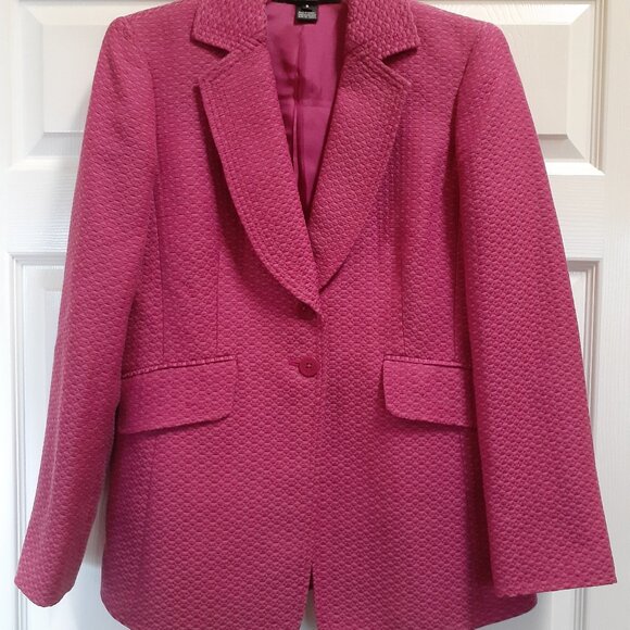 SALE PRICE! Ellen Tracy Size 8 Blazer Fuchsia Cotton/Silk Excellent Condition! - Picture 1 of 4